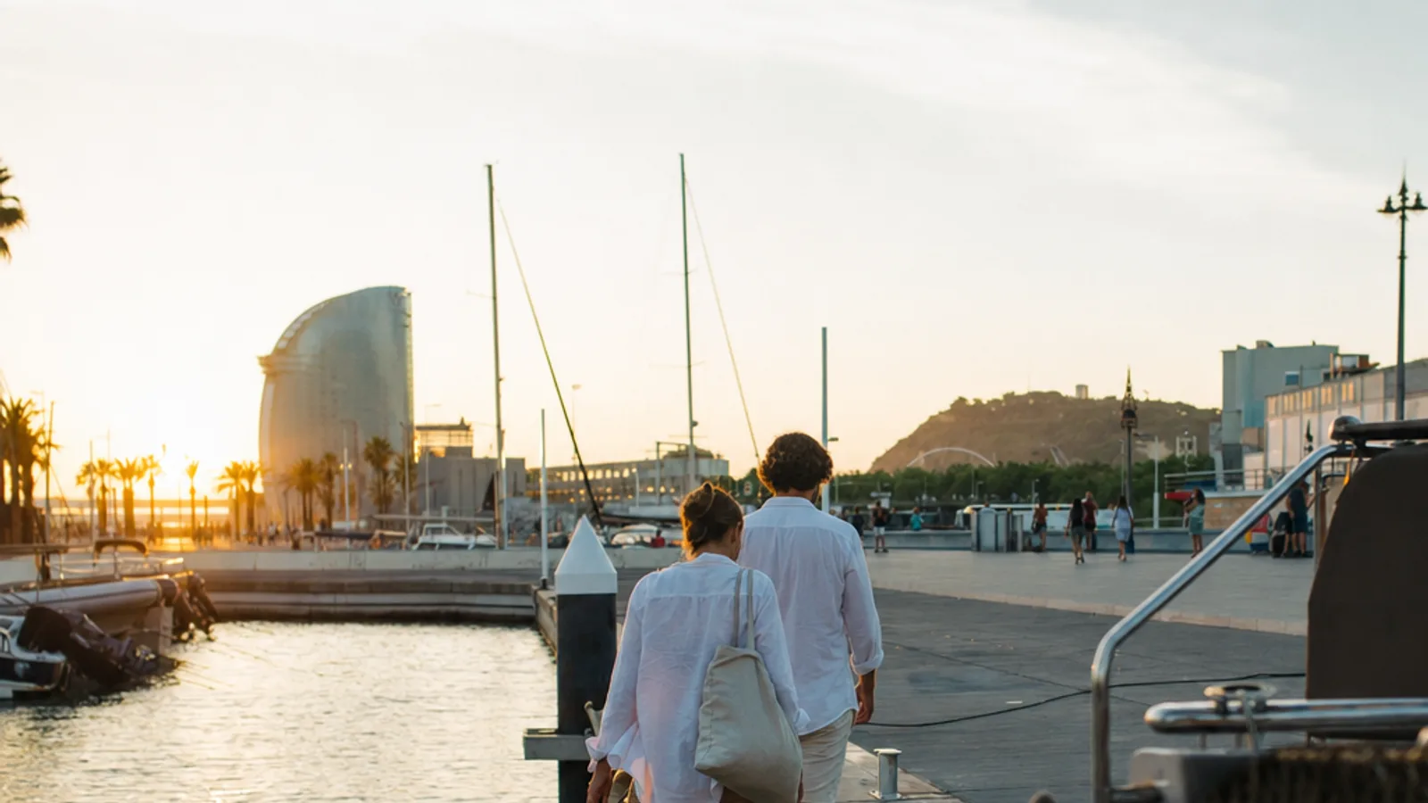 Cruising Barcelona by Yacht: Marinas, Anchorages & the Best Stops Ashore